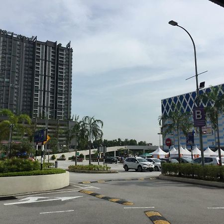Hot! Niki Emira - Aeon Mall - City Centre - Netflix - Msu - Wifi Shah Alam Exteriör bild