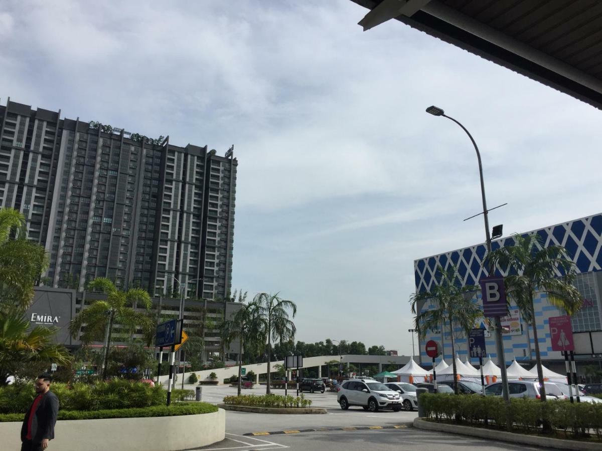 Hot! Niki Emira - Aeon Mall - City Centre - Netflix - Msu - Wifi Shah Alam Exteriör bild